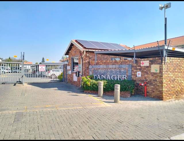 2 BEDROOM APARTMENT FOR SALE IN GLEN MARAIS
